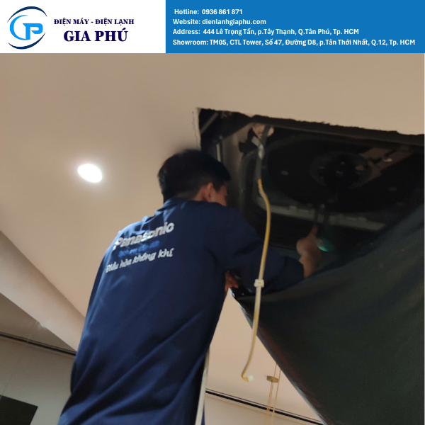 vệ sinh máy lạnh uy tín