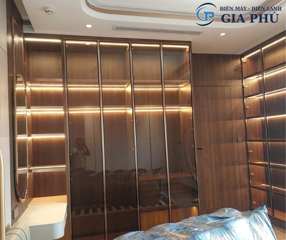 thi công lắp đặt máy lạnh giấu trần Daikin tại TPHCM