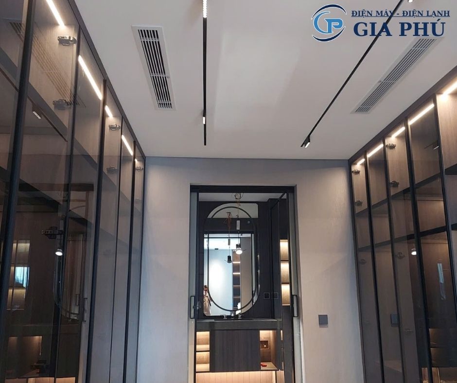 thi công lắp đặt máy lạnh giấu trần Daikin tại TPHCM