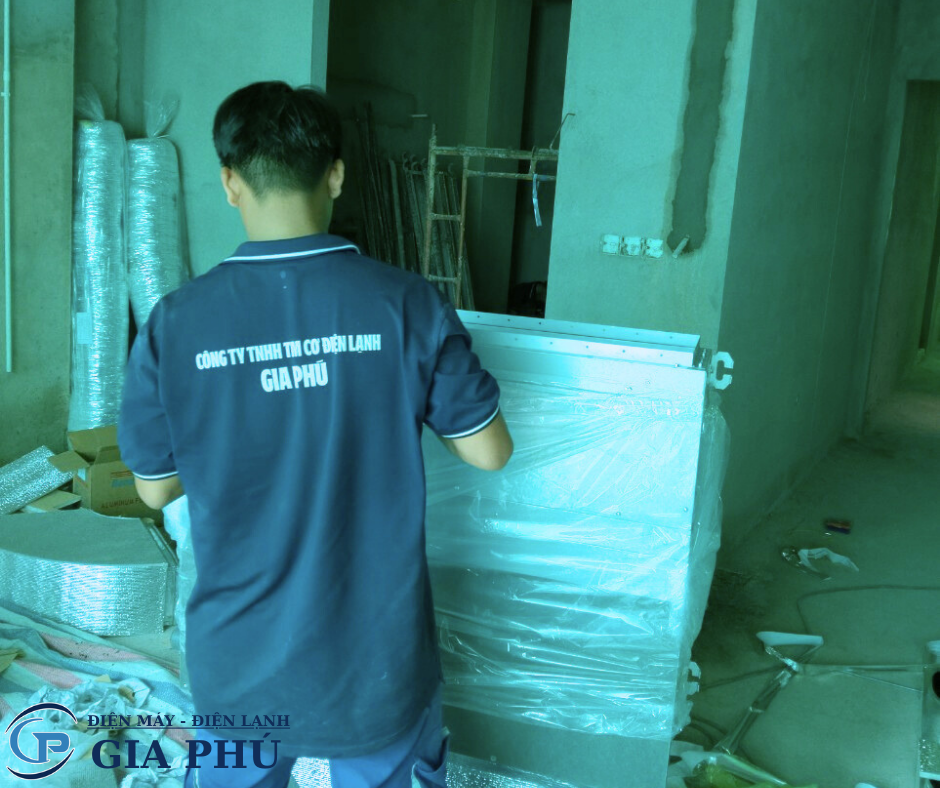 máy lạnh giấu trần nối ống gió LG tại tphcm
