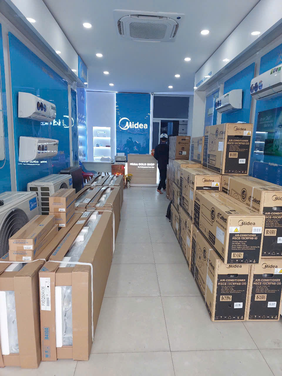 Máy lạnh tủ đứng Daikin