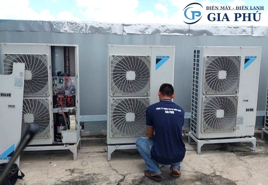 máy lạnh âm trần Daikin gia đình