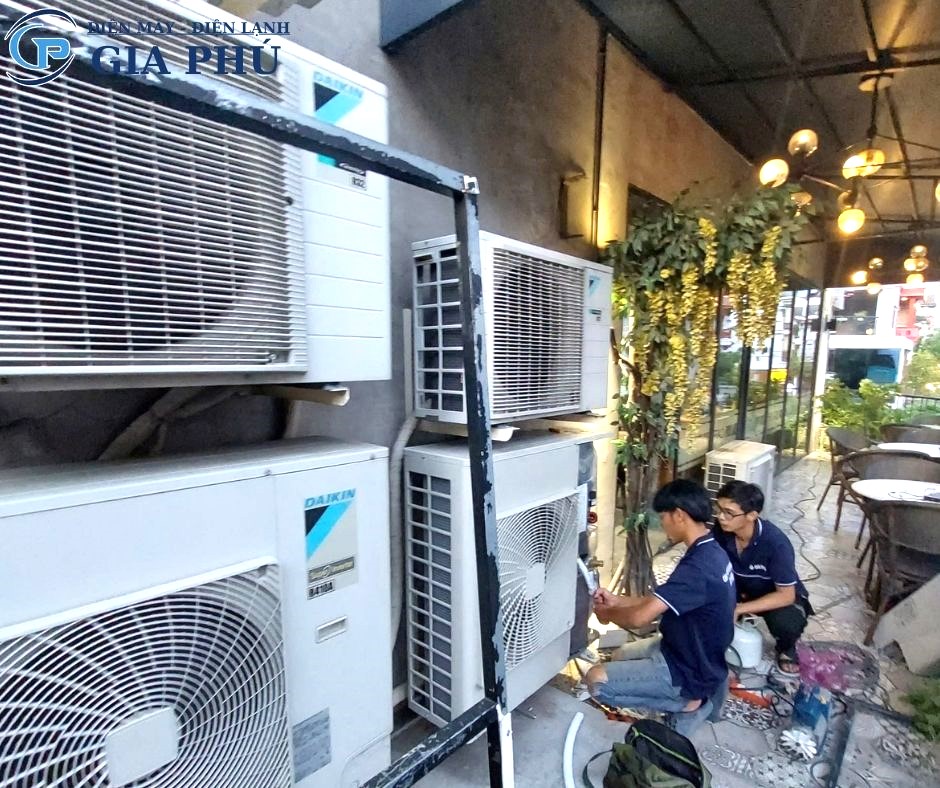 Máy lạnh âm trần gia đình 1.5HP