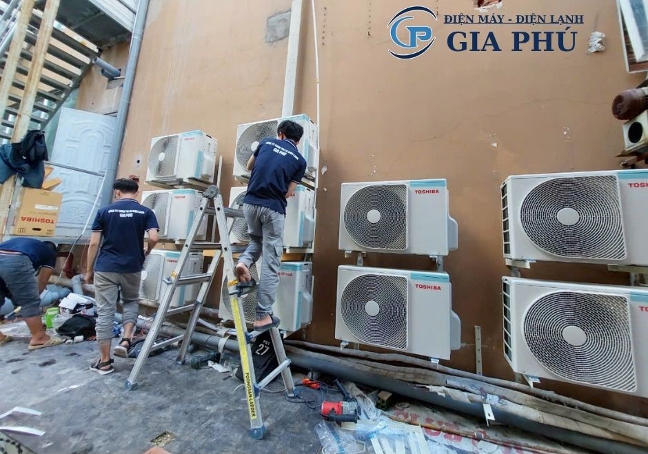 máy lạnh âm trần inverter gia đình