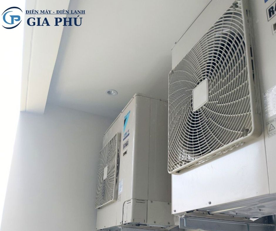 máy lạnh âm trần inverter gia đình